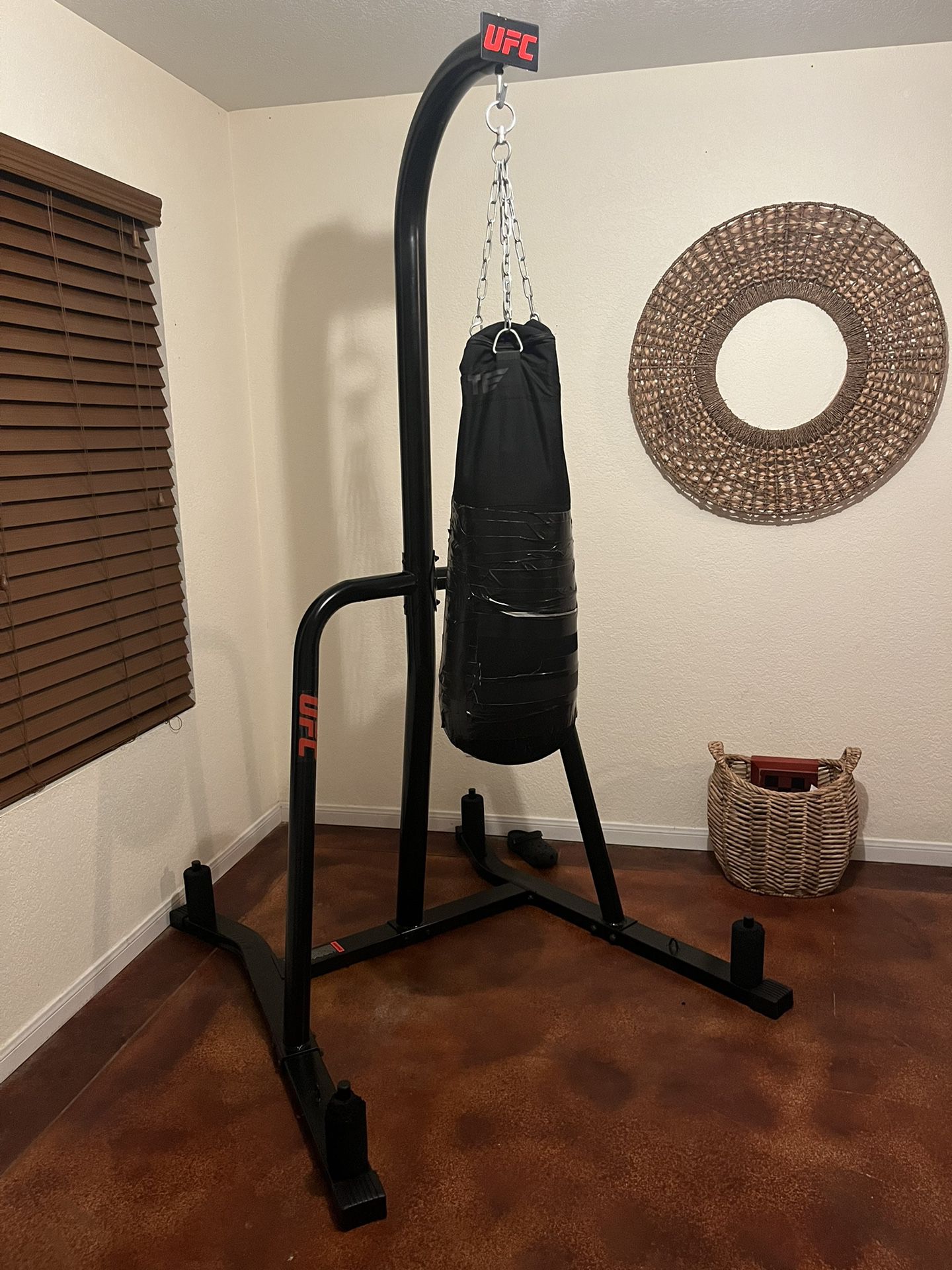 UFC Stand And Punching bag