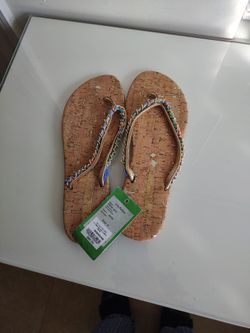 Lilly Pulitzer Flip Flop. Size : 8 $50