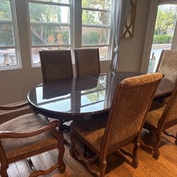 Elegant 7-Piece Dining Set – Excellent Condition (Includes Glass Top)