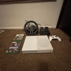 Xbox One S + Accessories 