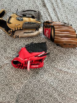 Base ball gloves