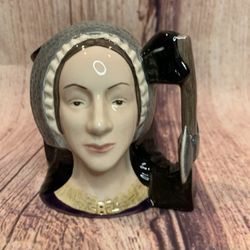 Royal Doulton England  1975 Anne Boleyn Toby Jug D6650