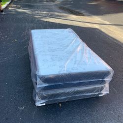 New Mattress Twin Size Regular With Box Spring // Offer  🚚