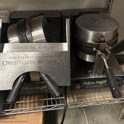 Belgian Waffle Maker 