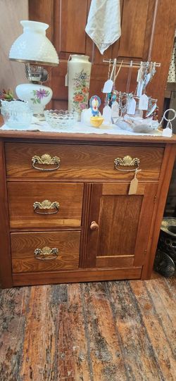 Vintage wash stand