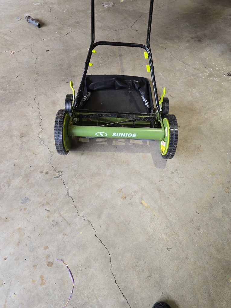 Sunjoe Push Reel Mower