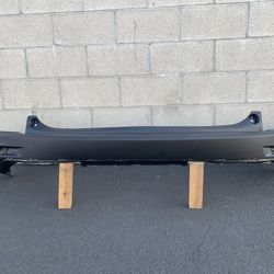 2017-2019 HONDA CRV CR-V REAR BUMPER COVER OEM