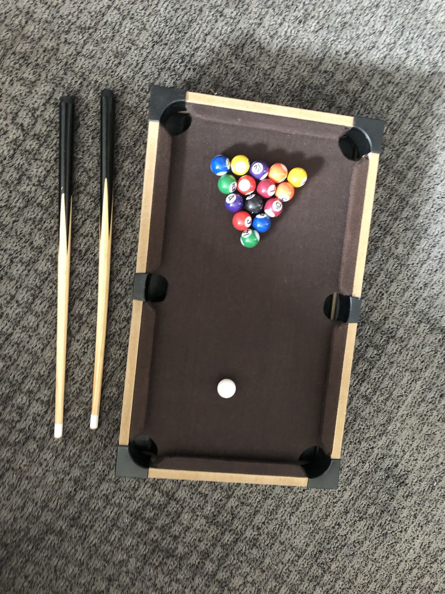 20 Inch Miniature Pool Table for Sale in Las Vegas, NV - OfferUp