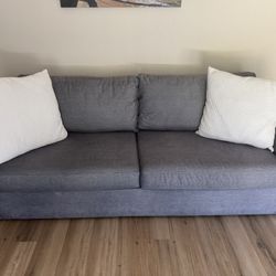 Living Spaces Sofa And Sofa With Chaise Lounge