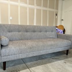 🛋️ Modern Sleeper Sofa / Sofa Bed – Excellent Condition