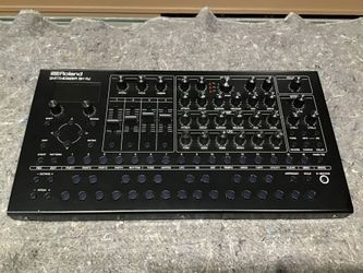 ROLAND SH-4D COMPACT DESKTOP SYNTHESIZER