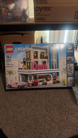 10260 LEGO Downtown Diner