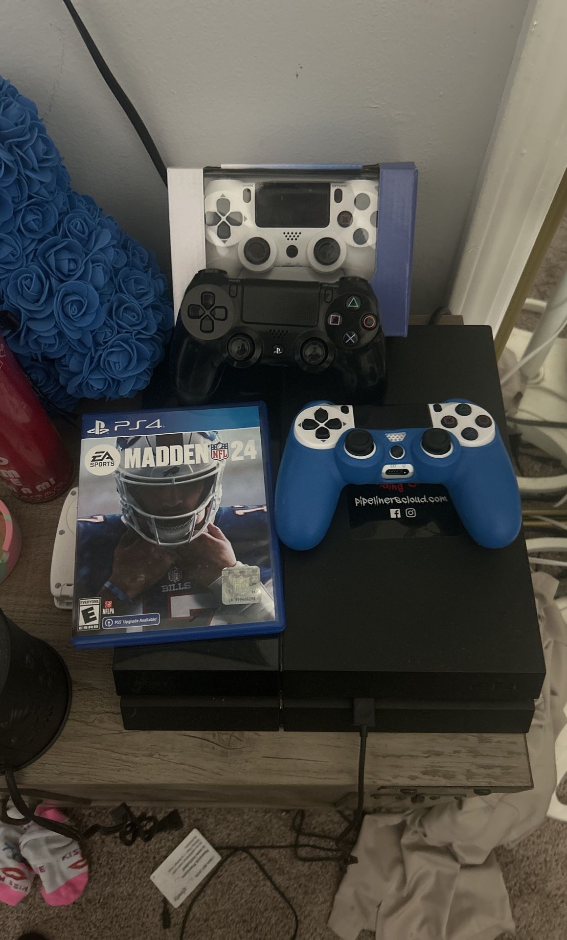 PS4