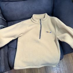 Woman’s  Fleece Vintage Pullover 