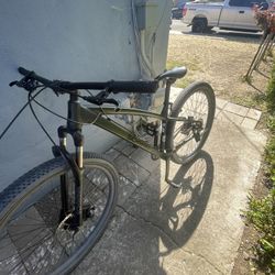 29 Inch Mountain Schwin Bike 