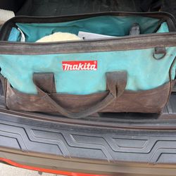 Makita Electronic Sander Polisher 