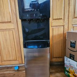 Avalon Water Dispenser 