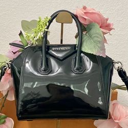 Givenchy Antigona Patent Bag With Strap