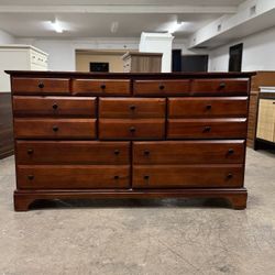 Vaughan Bassett Beautiful Wood 7 Drawer Dresser Chest