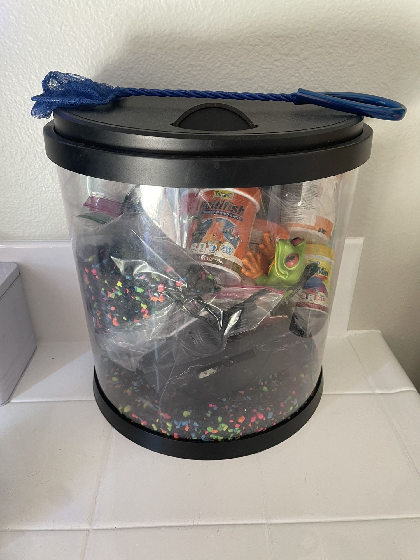 Fish tank aquarium