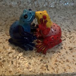 Salt And Pepper Shaker
