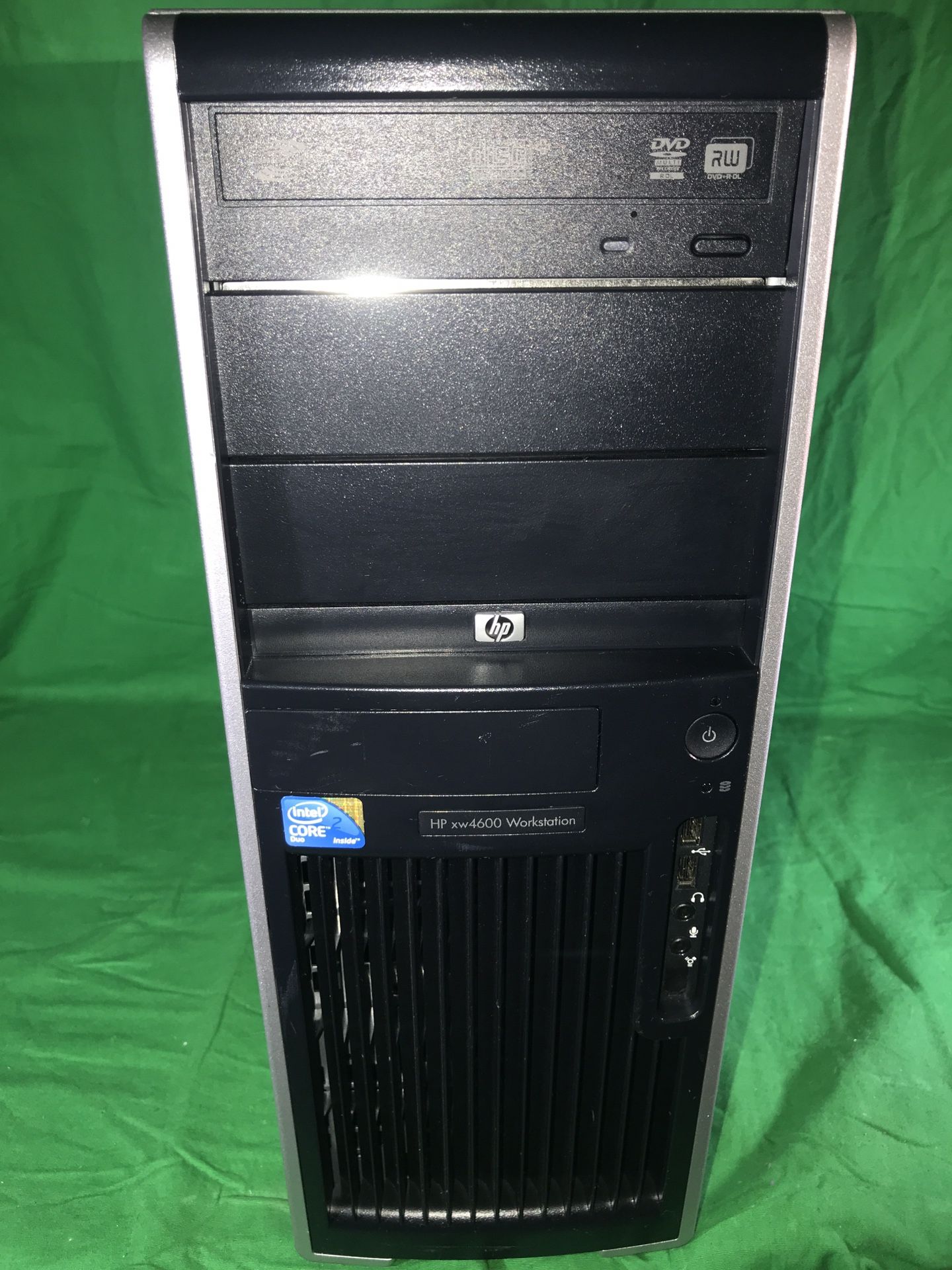 HP XW4600 Workstation Core 2 Duo E8400 3GHz 250GB HDD 4GB RAM Windows