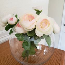 Glass Vase With Flowers 