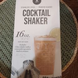 BRAND NEW  Drink COCKTAIL SHAKER
