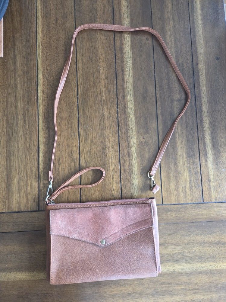 Street Level Leather Purse