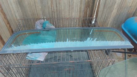Avalanche back window also fits other makes