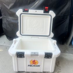 Pelican 20qt Cooler — Only Used Once