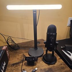 Streamer/ Podcast Gear
