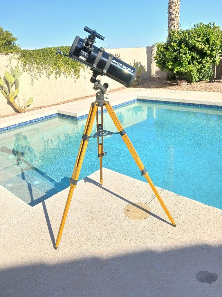 Orion ShortTube 4.5" Equatorial Reflector Telescope