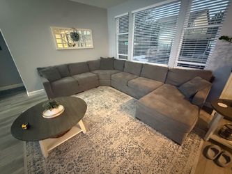 5 piece sectional couch w/ chaise