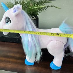 Pony Big One Like New Condition. Works And Play Sounds And Sing $$$25