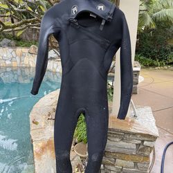 Men’s Matuse chest zip Full Suit. 3/3 Scipio. MS.