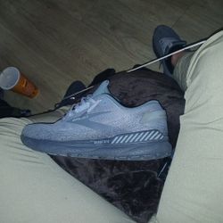 Brooks Shoes Beast24 GTS