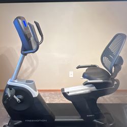 Freemotion 335r recumbent bike hotsell