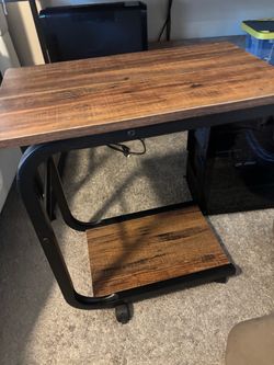 C side table in the wheels