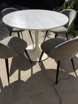 Dining Round Table With 4 Chairs Included 