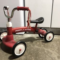 Red Radio Flyer Tricycle-Ride on for Toddler Bike