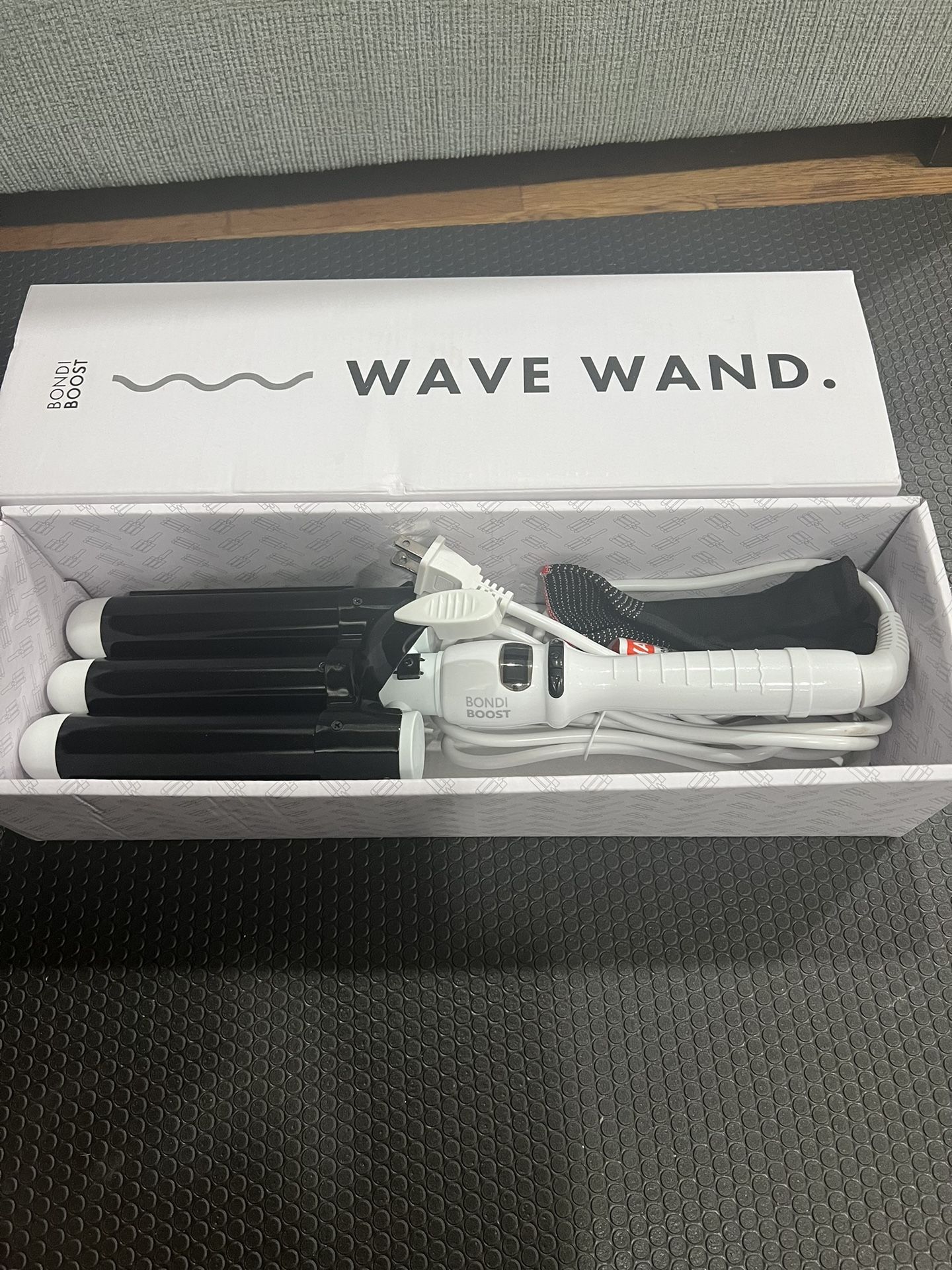 BondiBoost Hair Wave Wand for hair 32 mm in diameter