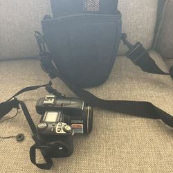 Nikon Coolpix Model E5700 Camera Kit