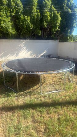 Large Round Outdoor Trampoline