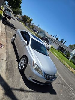 2010 Lexus ES 350 luxury sedan