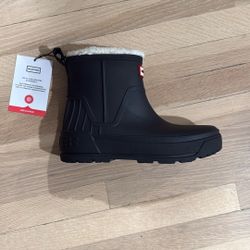 Women Size 7 Sherpa Lined Black Rain Boots New