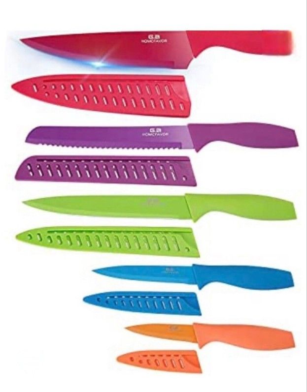 SET OF COLORED KNIVES