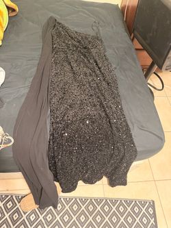 Vestido de noche elegante con lentejuelas de un solo hombro