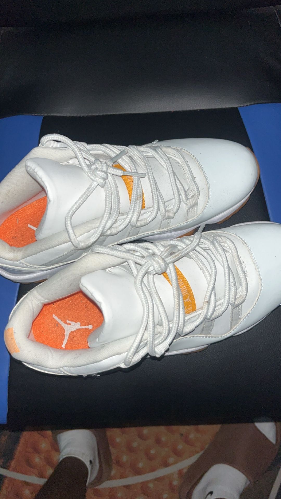 Jordan 11 Low Bright Citrus