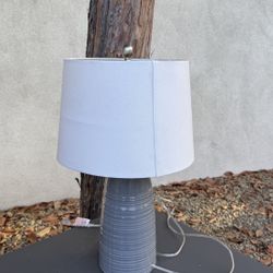 Ceramic Table Lamp – Modern Design